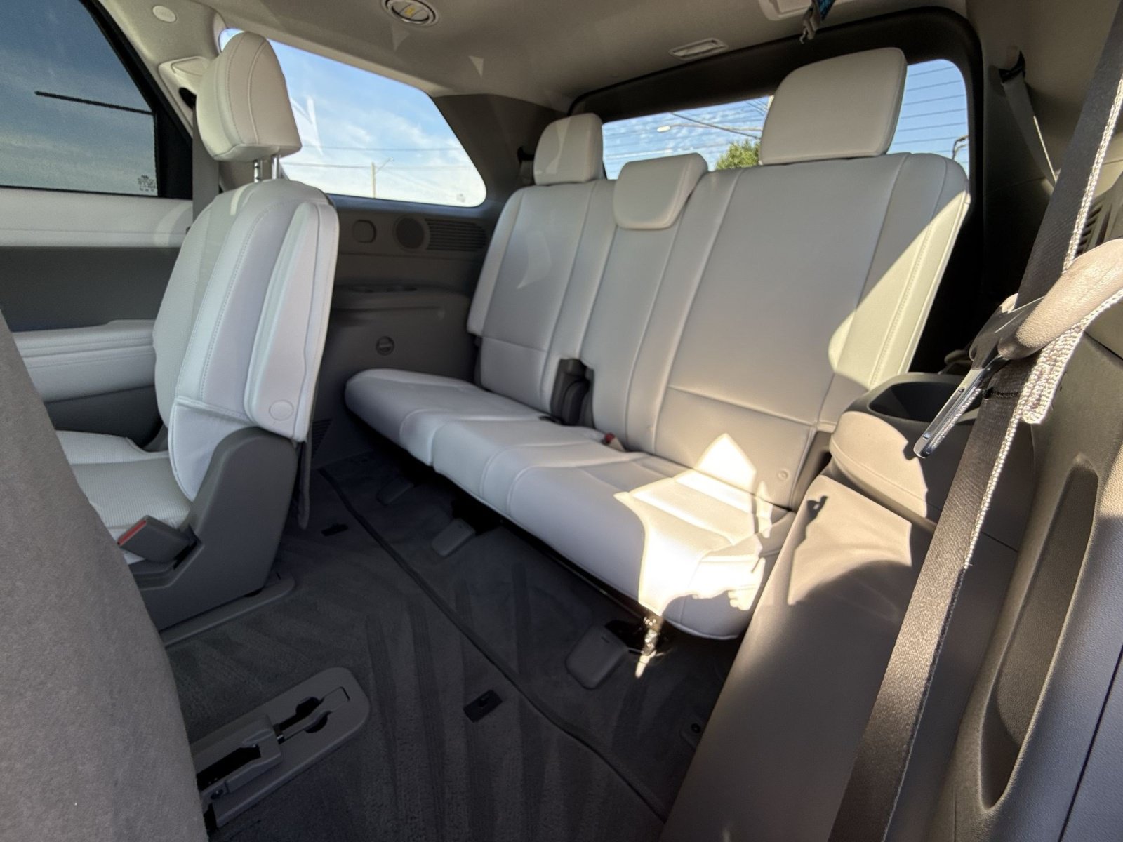 Certified 2026 Hyundai Palisade Limited AWD/4WD image 26