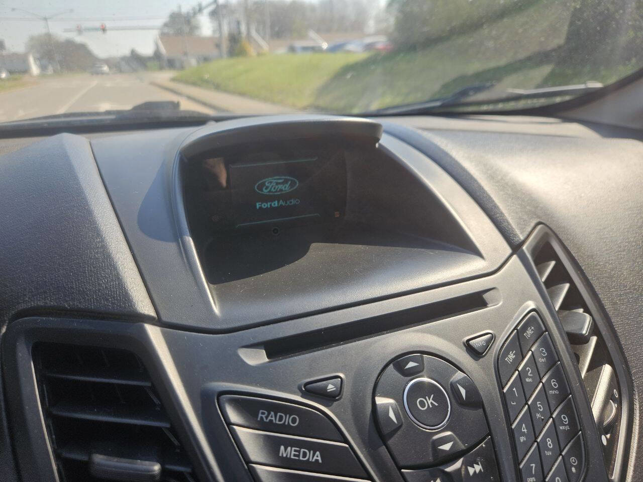 Used 2016 Ford Fiesta S FWD image 16