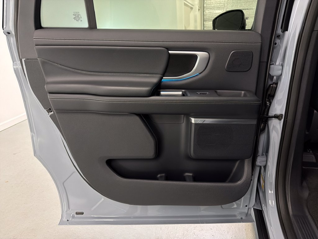New 2027 Ford Expedition Max Platinum w/ Stealth Performance Package AWD/4WD image 10