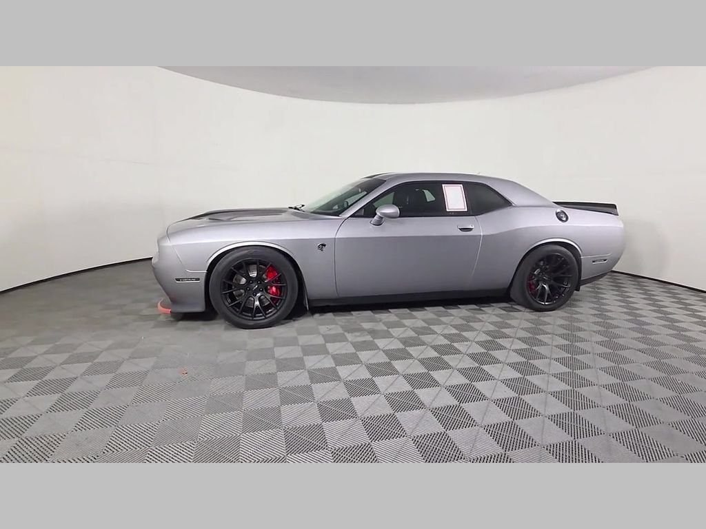 Used 2016 Dodge Challenger SRT Hellcat RWD image 46