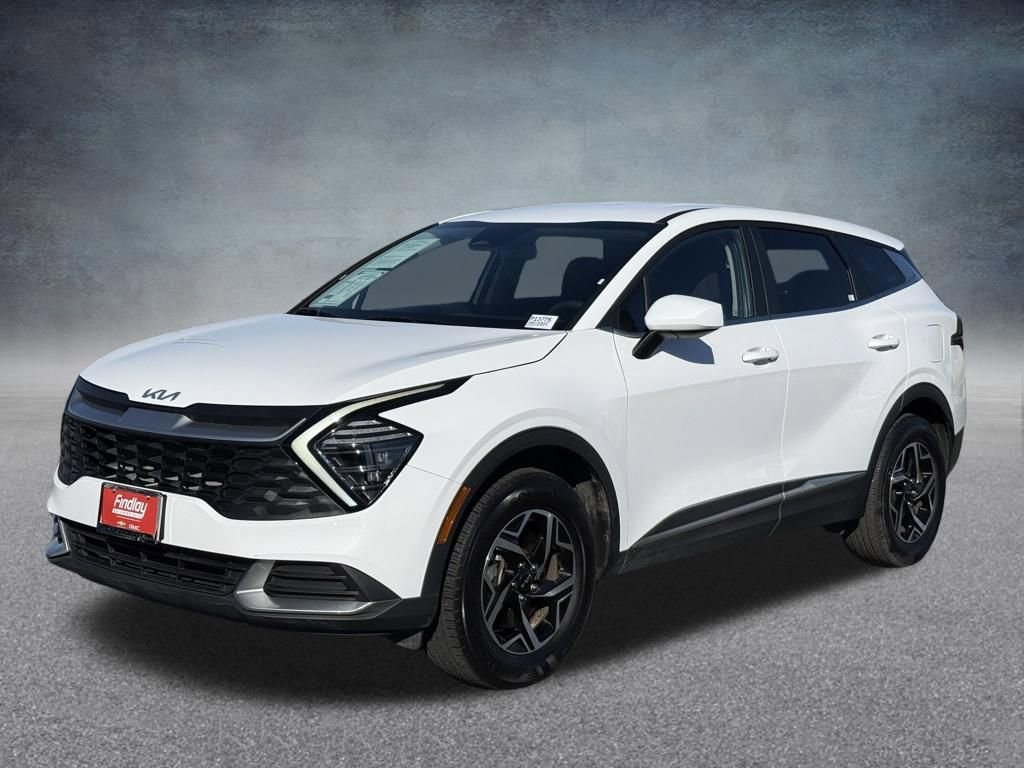 Used 2025 Kia Sportage LX AWD/4WD image 8