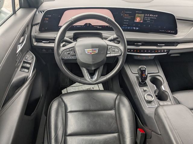 Used 2024 Cadillac XT4 Premium Luxury image 28