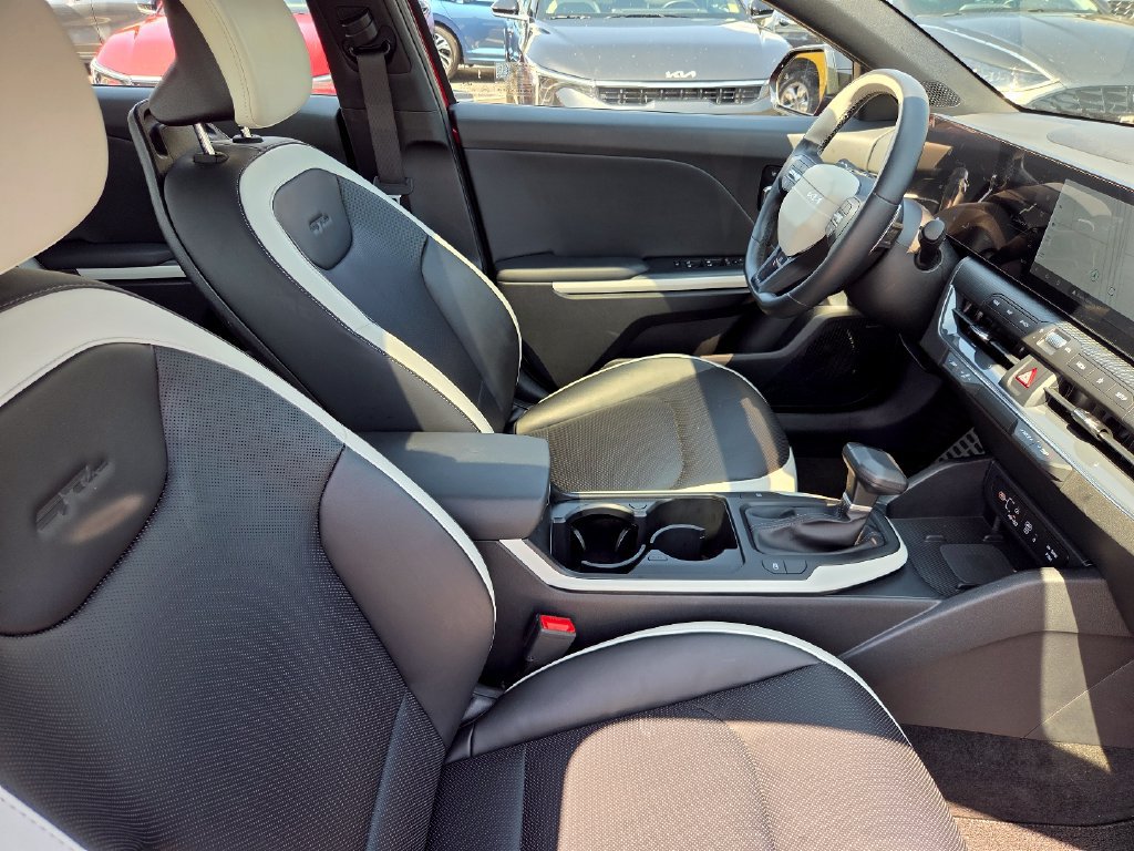 Used 2025 Kia K4 GT-Line Turbo FWD image 29