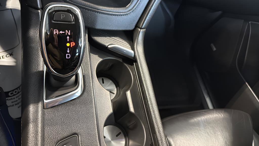 Used 2018 Cadillac XT5 Luxury w/ Driver Awareness Package image 24