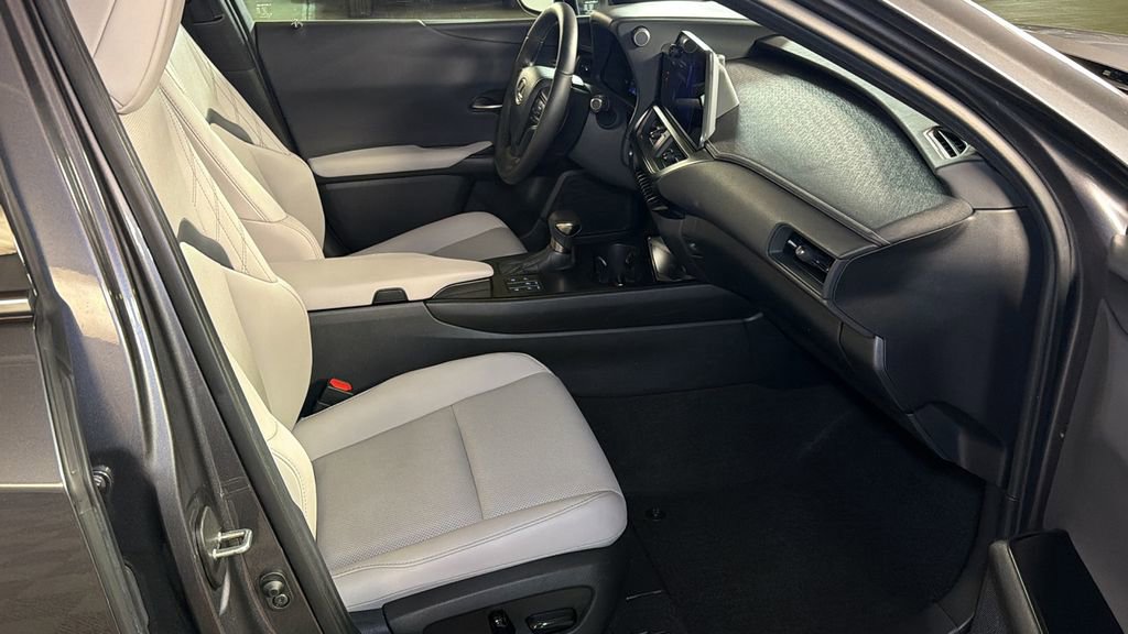 Certified 2023 Lexus UX 250h AWD w/ Premium Package image 10