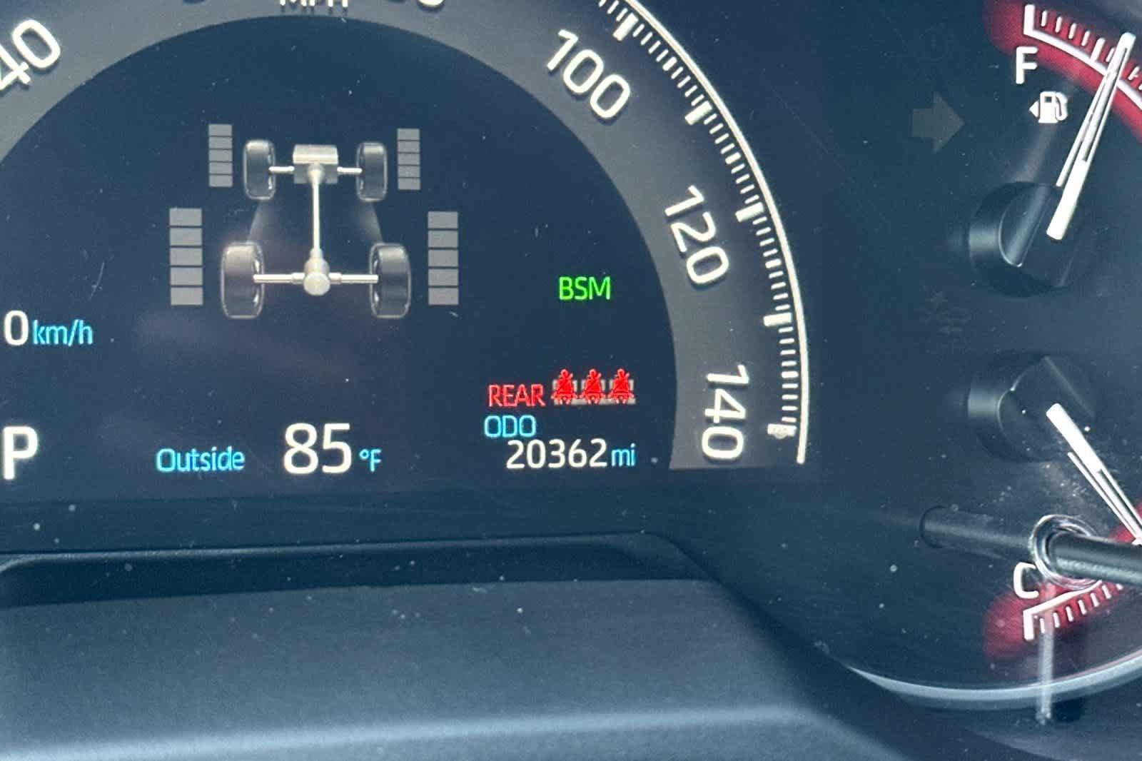 Used 2024 Toyota RAV4 XLE AWD/4WD image 30