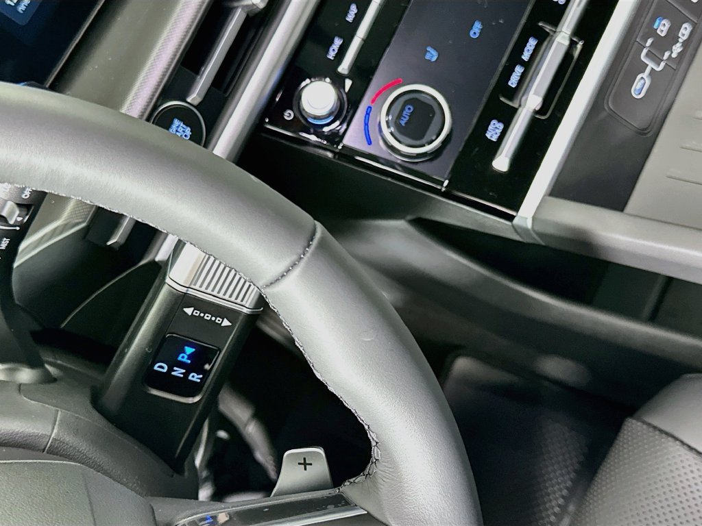 New 2027 Hyundai Santa Fe SEL FWD image 14