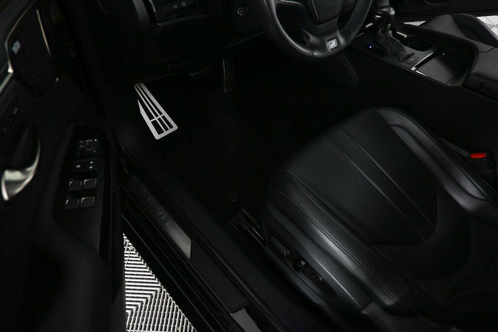 Used 2023 Lexus ES 350 F Sport w/ Accessory Package (Z2) FWD image 18
