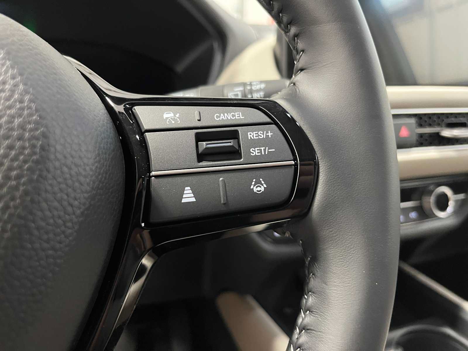 New 2027 Honda HR-V EX-L image 18