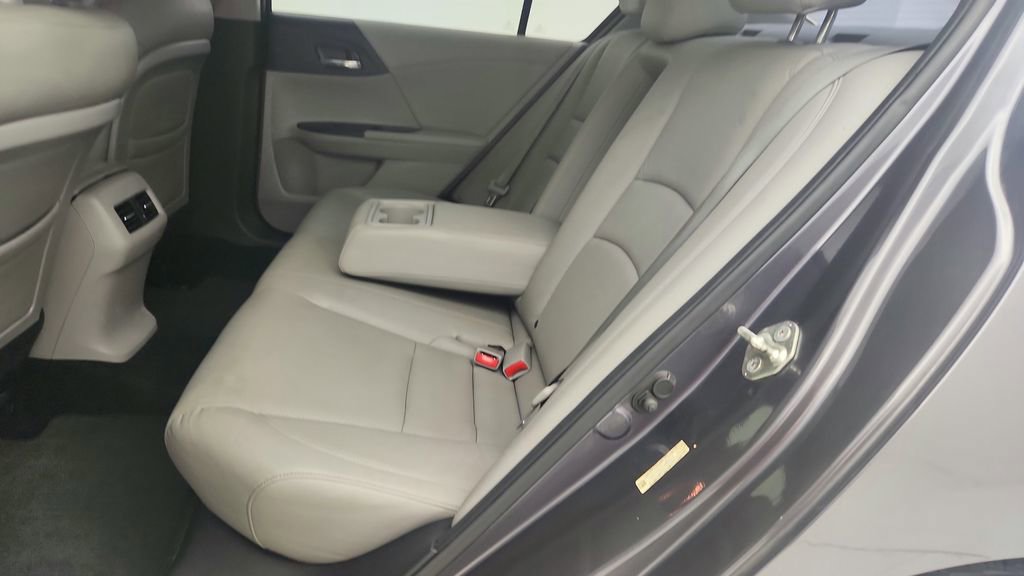 Used 2014 Honda Accord EX-L image 24