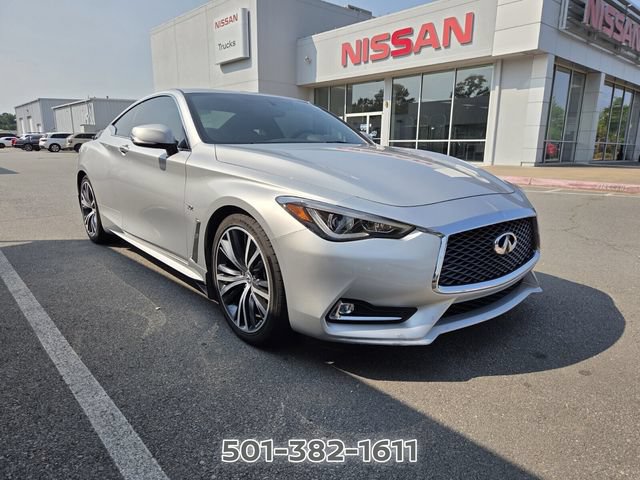Used 2018 INFINITI Q60 3.0t Luxe w/ Sensory Package 3.0T Luxe RWD image 6