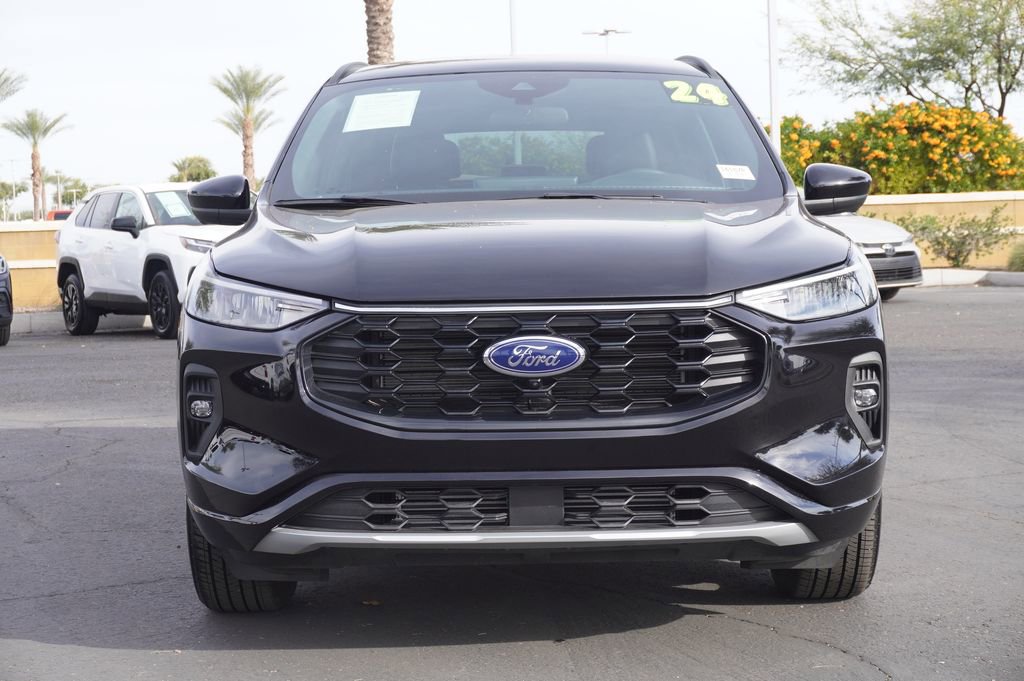 Used 2024 Ford Escape ST-Line Select w/ Tech Pack #2 image 5