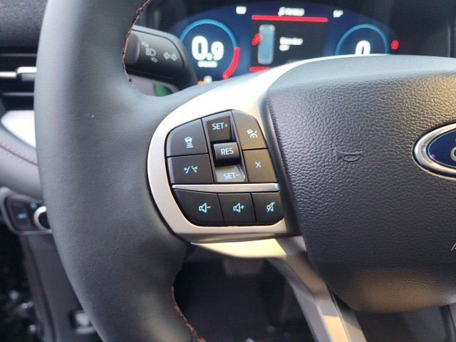 New 2025 Ford Explorer Active w/ Active Comfort Package image 17