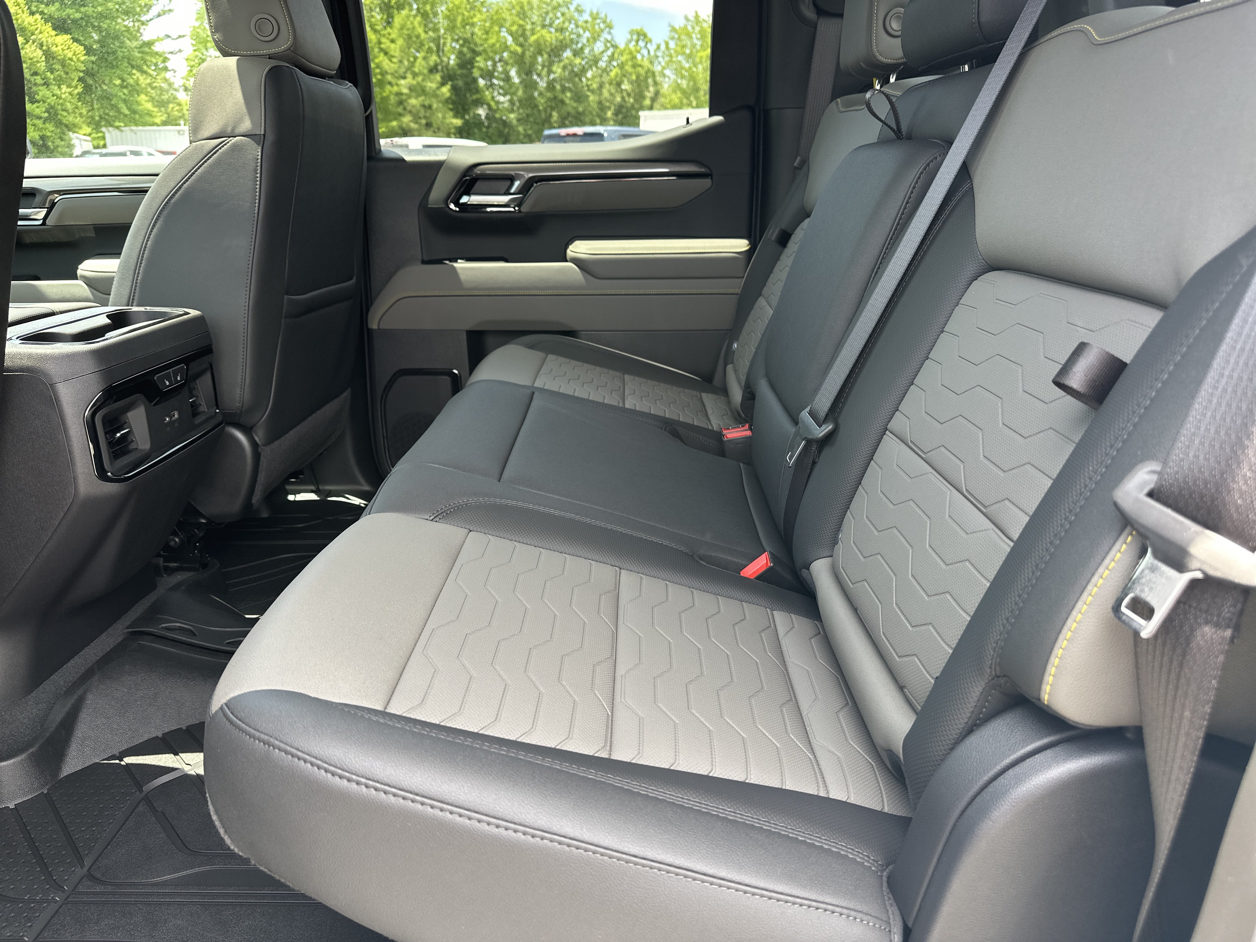 New 2026 Chevrolet Silverado 1500 ZR2 AWD/4WD image 22