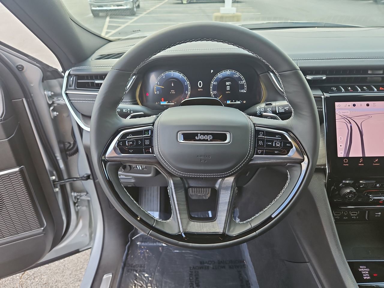 New 2025 Jeep Grand Cherokee Overland w/ Adv Protech Group III image 21