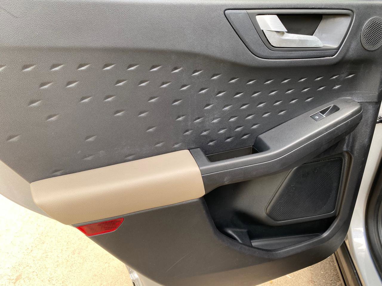 Used 2020 Ford Escape Titanium w/ Titanium Premium Package 2.0 image 37