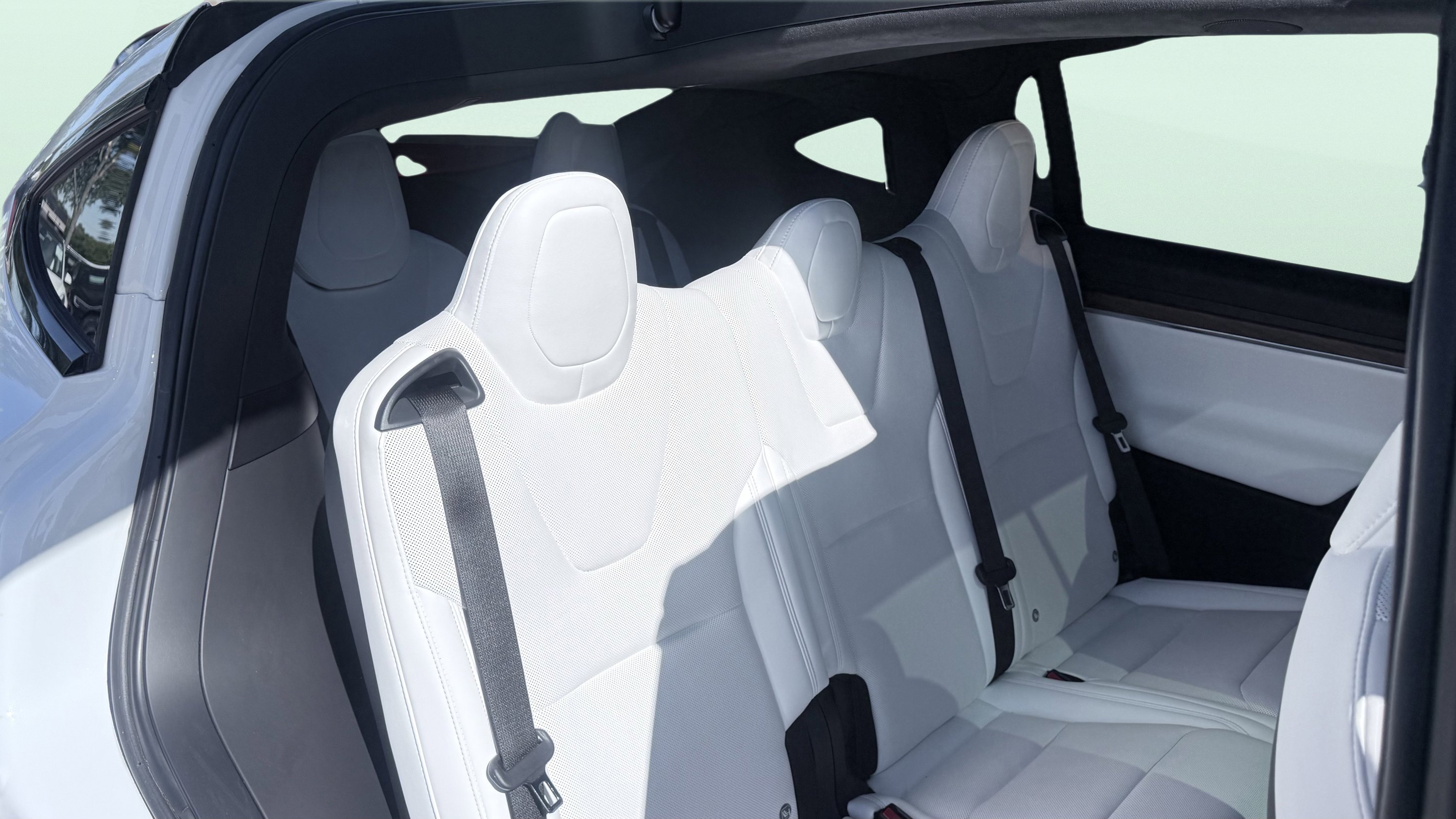 Used 2023 Tesla Model X image 42