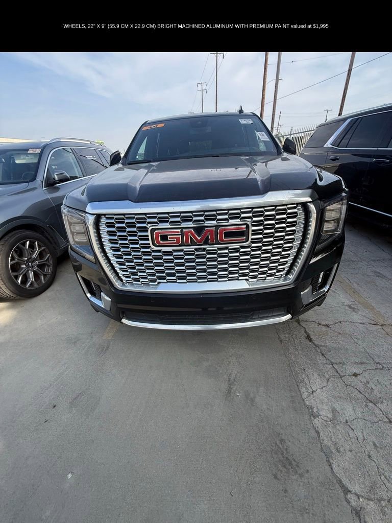 Used 2023 GMC Yukon Denali image 2