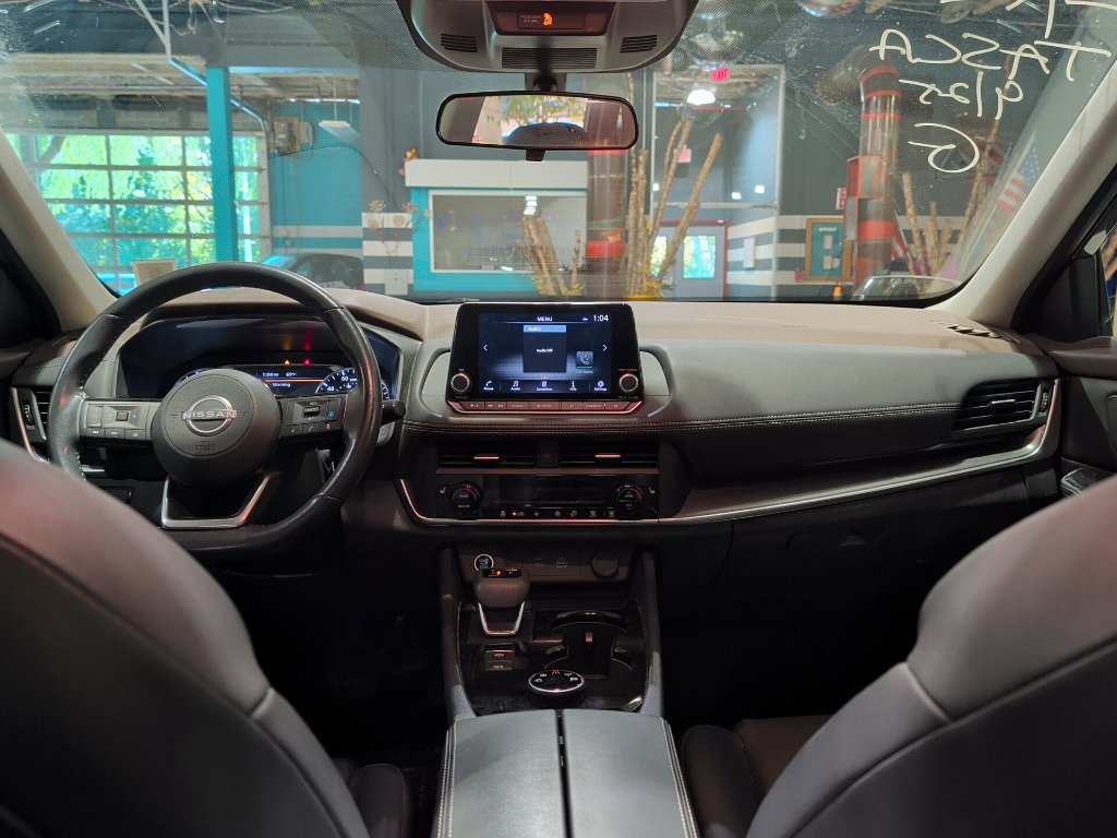 Used 2023 Nissan Rogue SV w/ SV Premium B Package AWD/4WD image 13