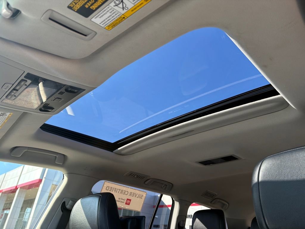 Certified 2016 Toyota Land Cruiser AWD/4WD image 20