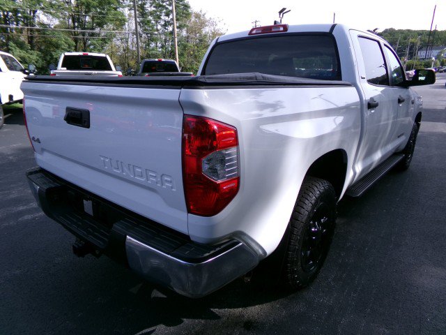 Used 2020 Toyota Tundra SR5 AWD/4WD image 9