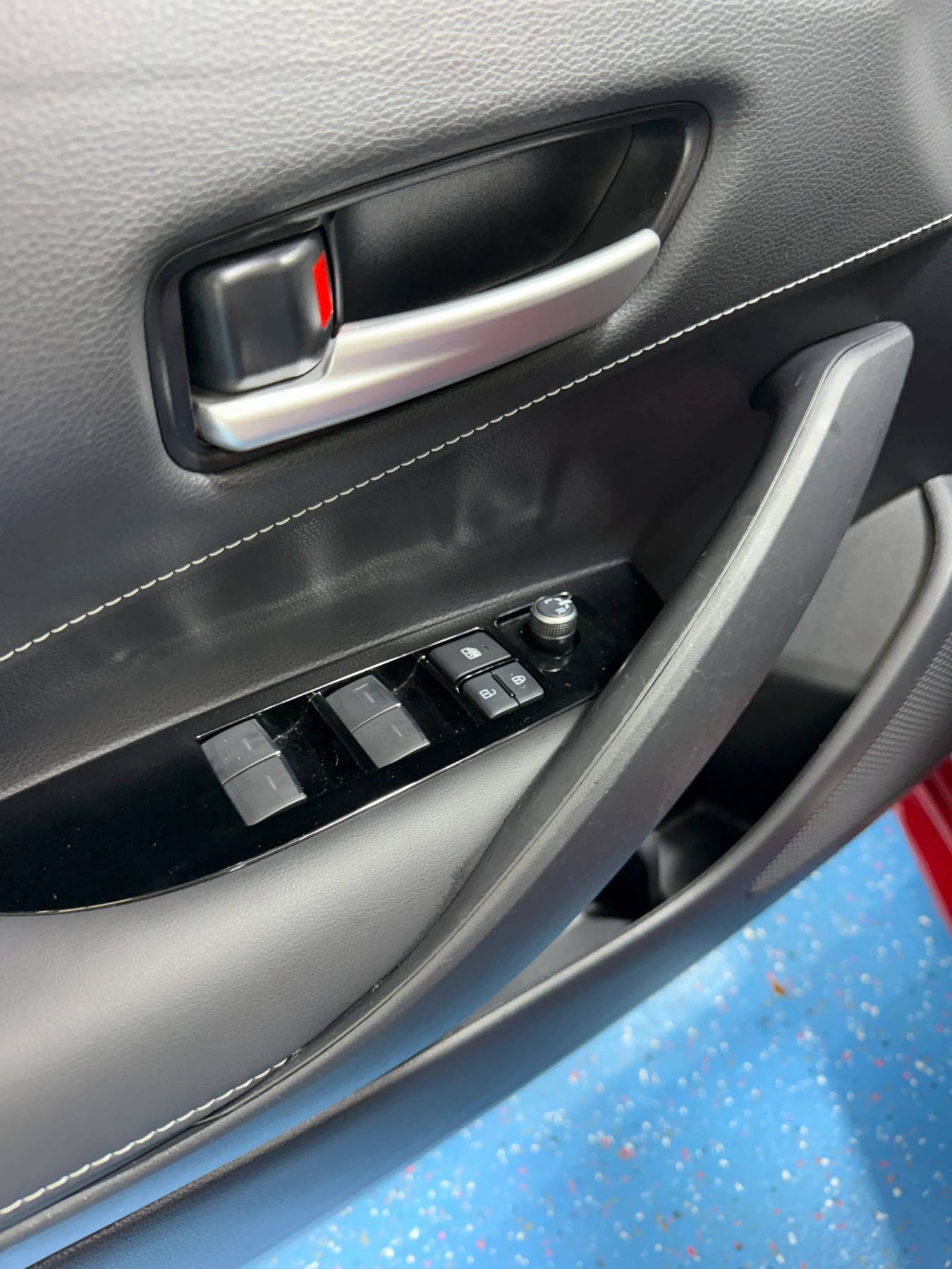 Used 2021 Toyota Corolla SE FWD image 29