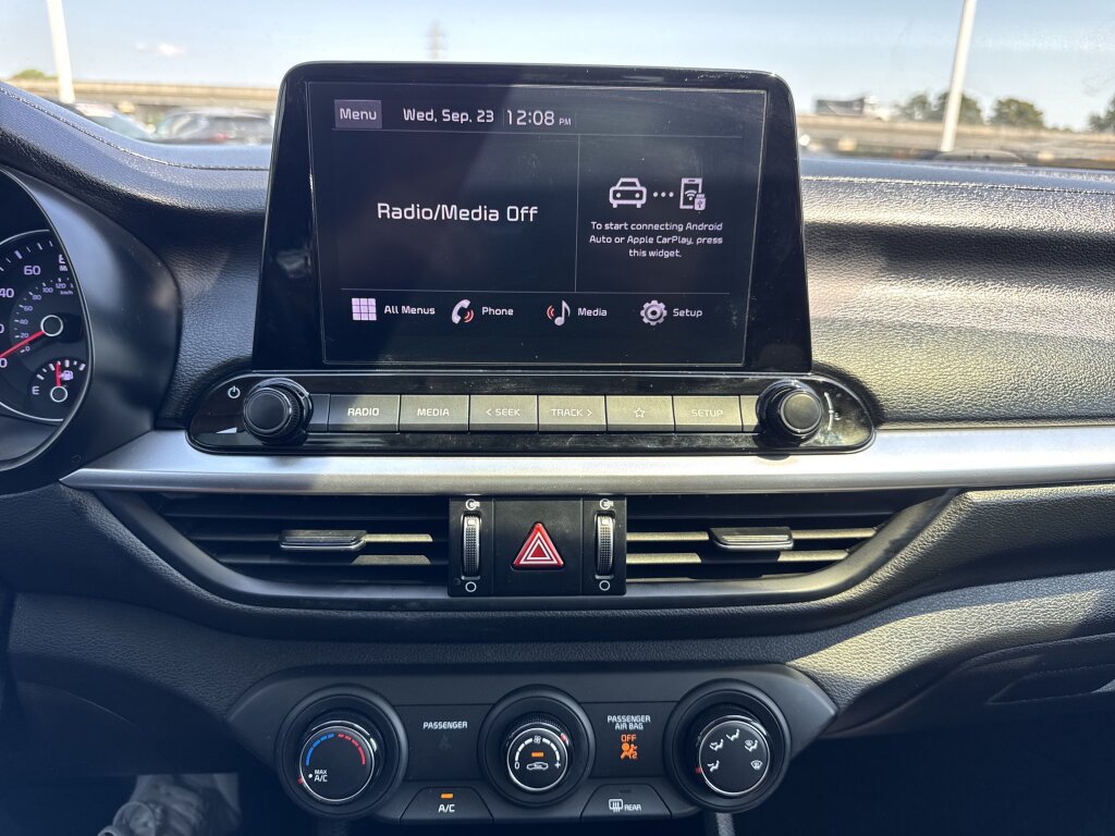 Certified 2022 Kia Forte Sedan FWD image 26