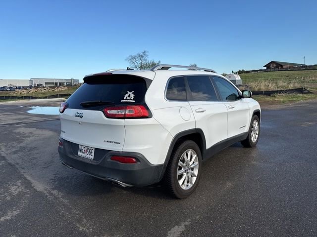 Used 2015 Jeep Cherokee Limited w/ Luxury Group image 3