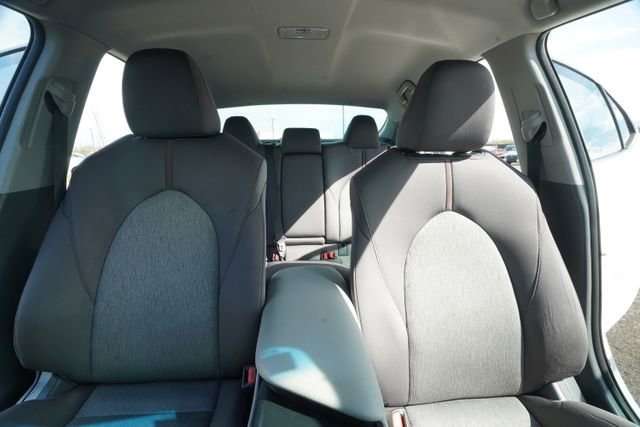 Used 2018 Toyota Camry LE image 33