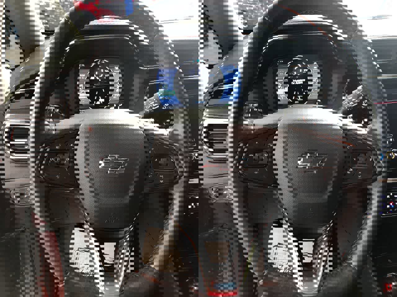 Used 2023 Chevrolet Bolt LT w/ Infotainment Package image 14