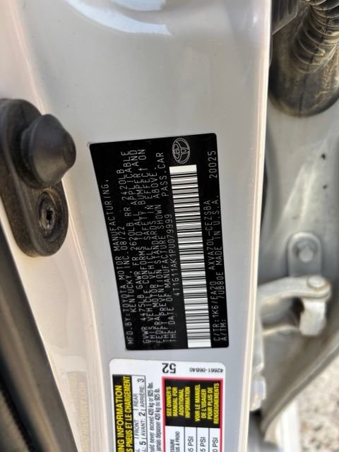 Used 2023 Toyota Camry SE FWD image 17