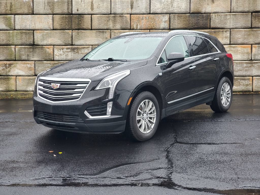 Used 2017 Cadillac XT5 Luxury w/ Driver Awareness Package AWD/4WD image 1