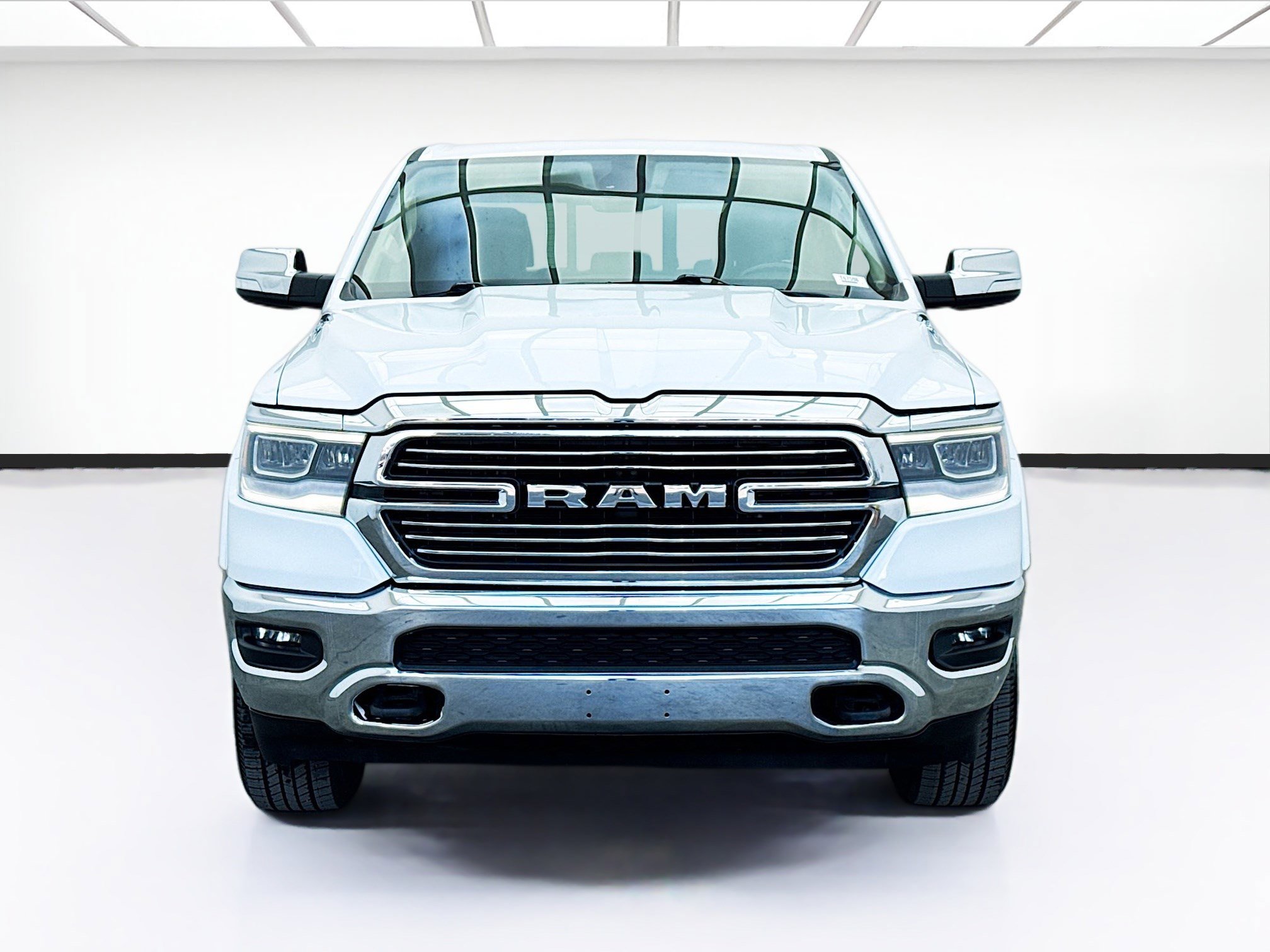 Used 2020 RAM 1500 Laramie w/ Off Road Group image 2