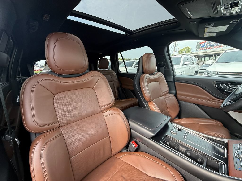 Used 2021 Lincoln Aviator Reserve w/ Equipment Group 208A AWD/4WD image 27