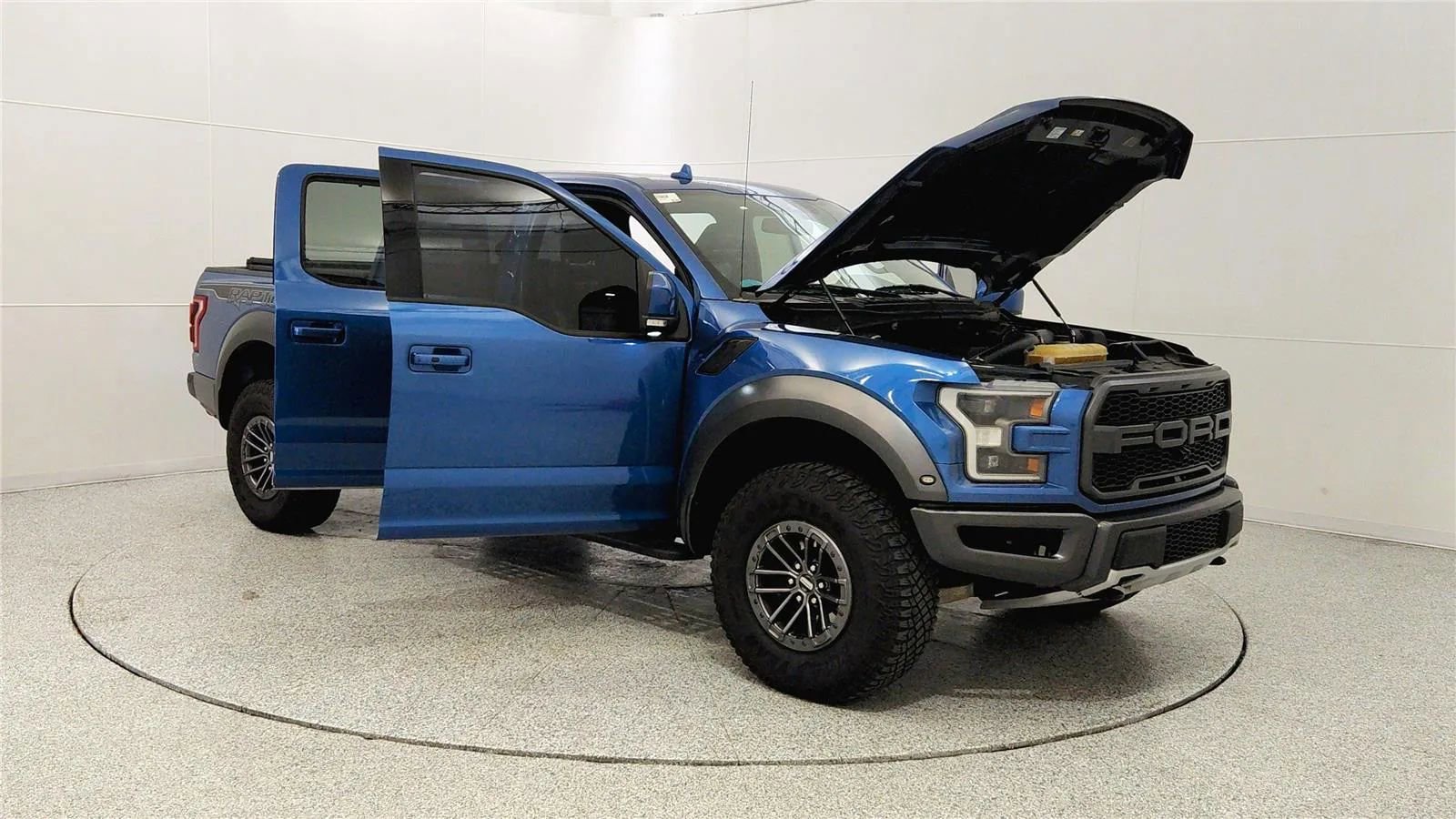 Used 2019 Ford F150 Raptor w/ Equipment Group 802A Luxury image 9