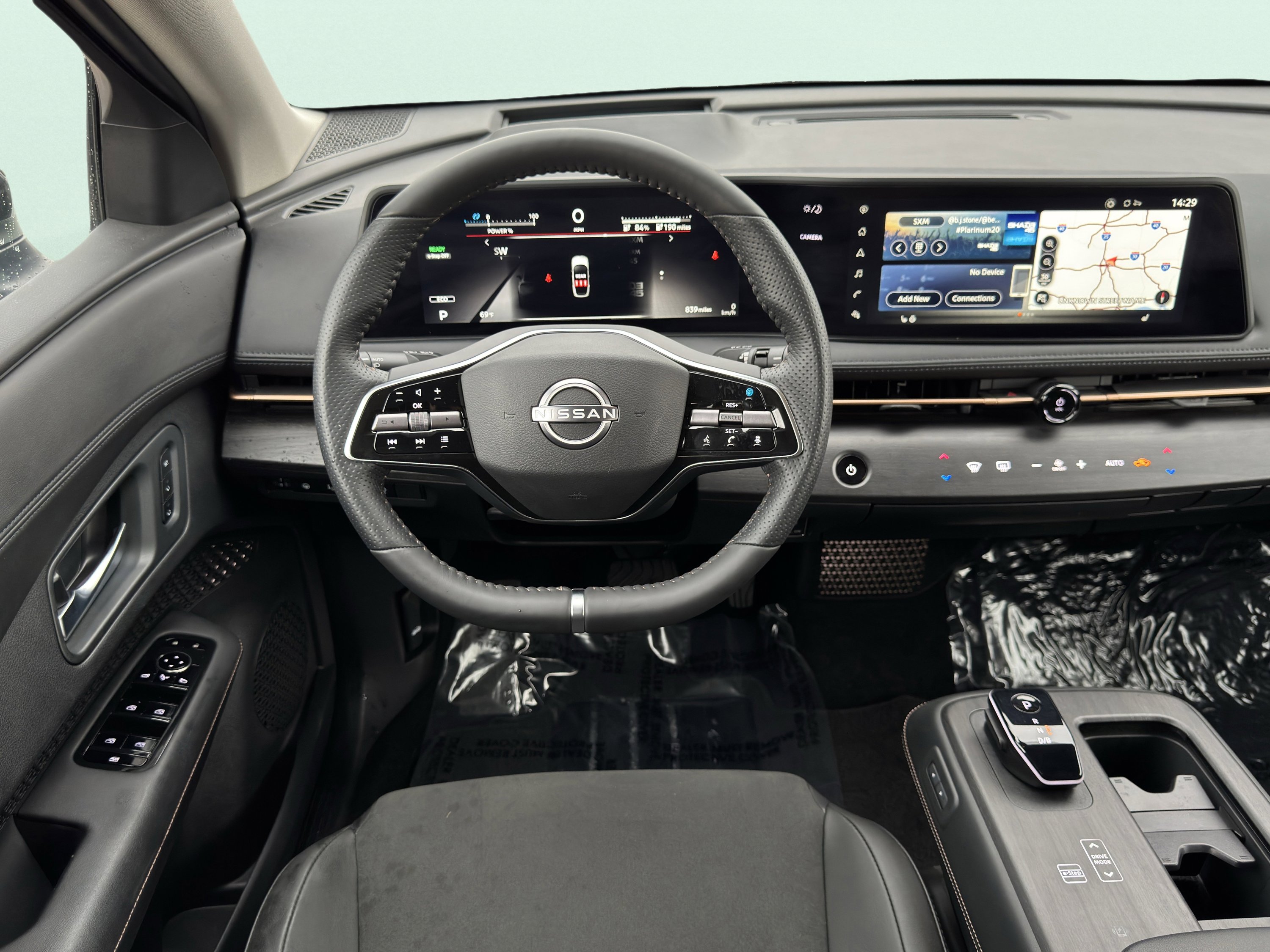 Used 2025 Nissan Ariya FWD image 73