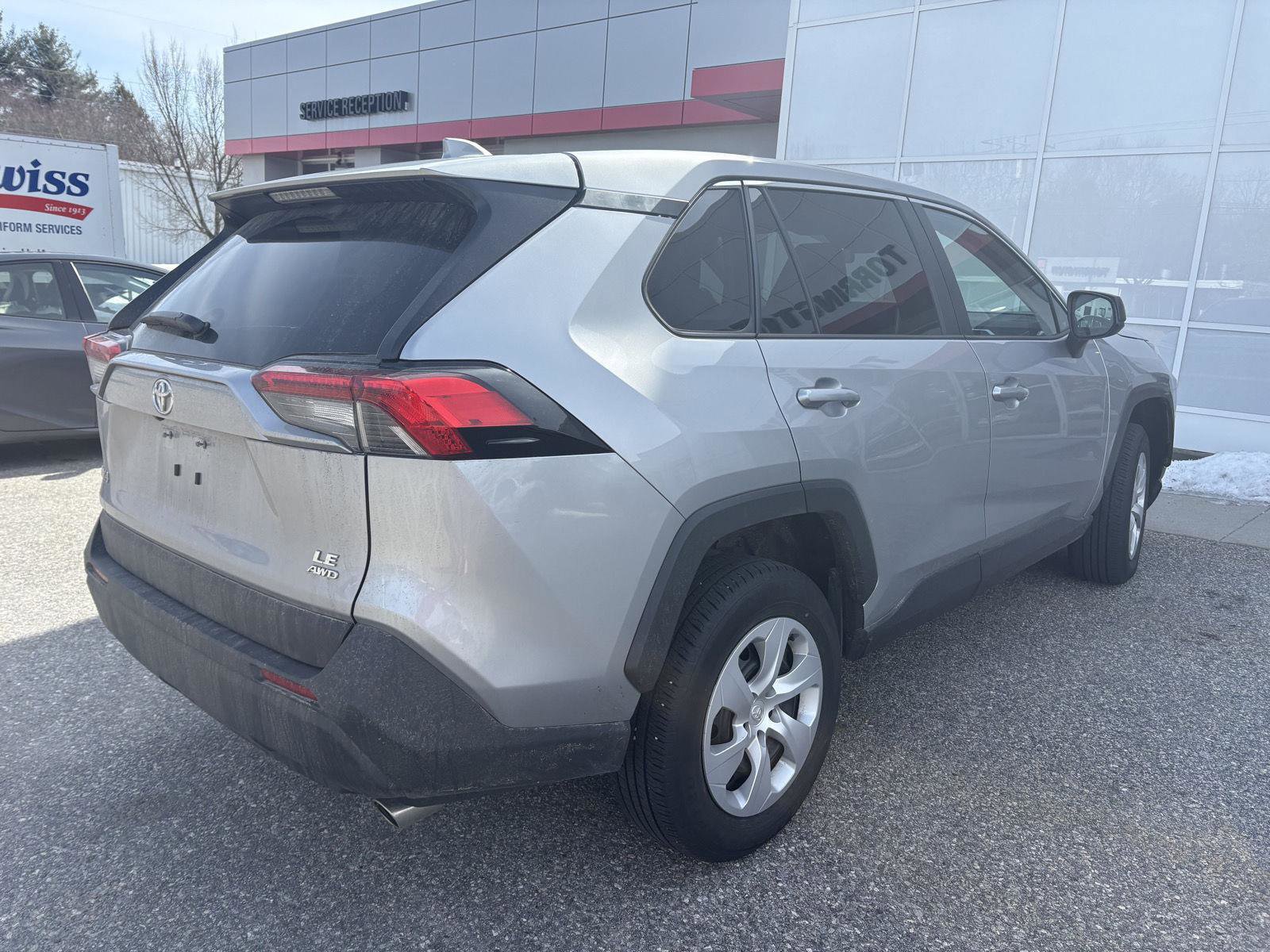 Used 2025 Toyota RAV4 LE image 7