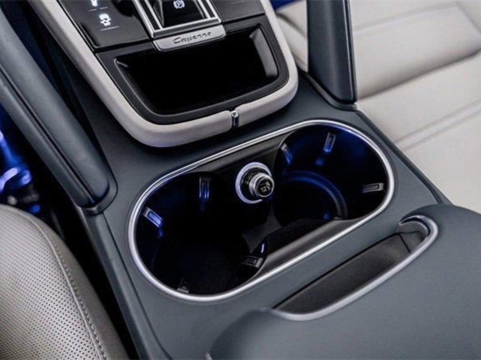 Used 2022 Porsche Cayenne S image 38