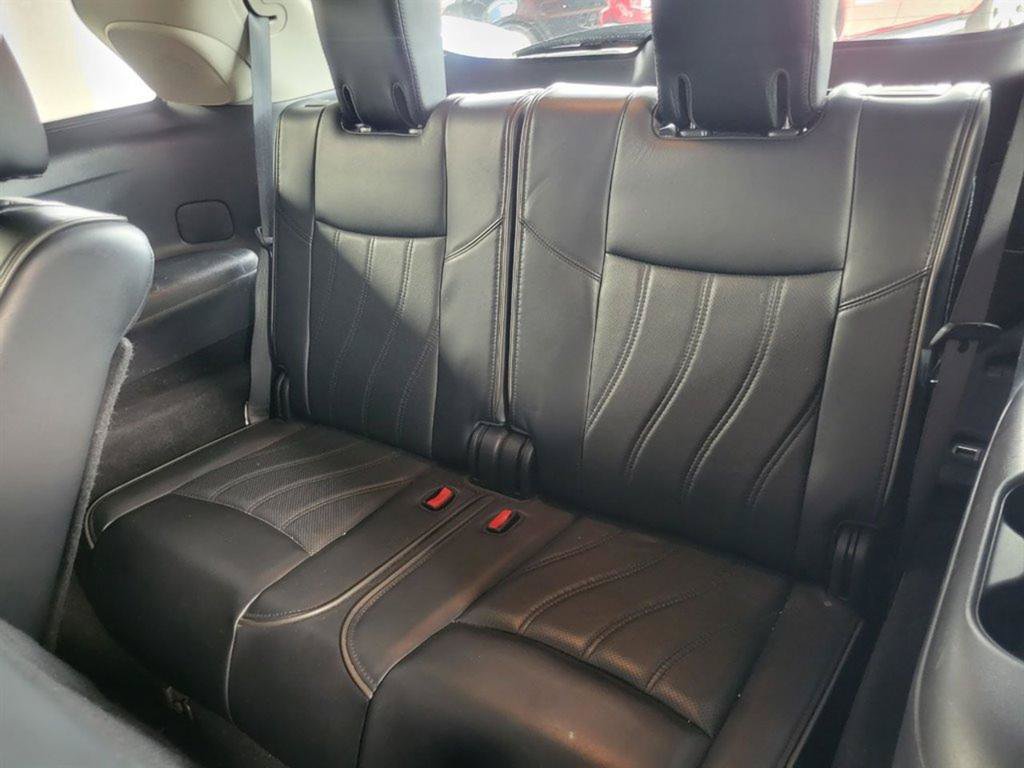 Used 2013 INFINITI JX35 AWD w/ Premium Pkg image 8