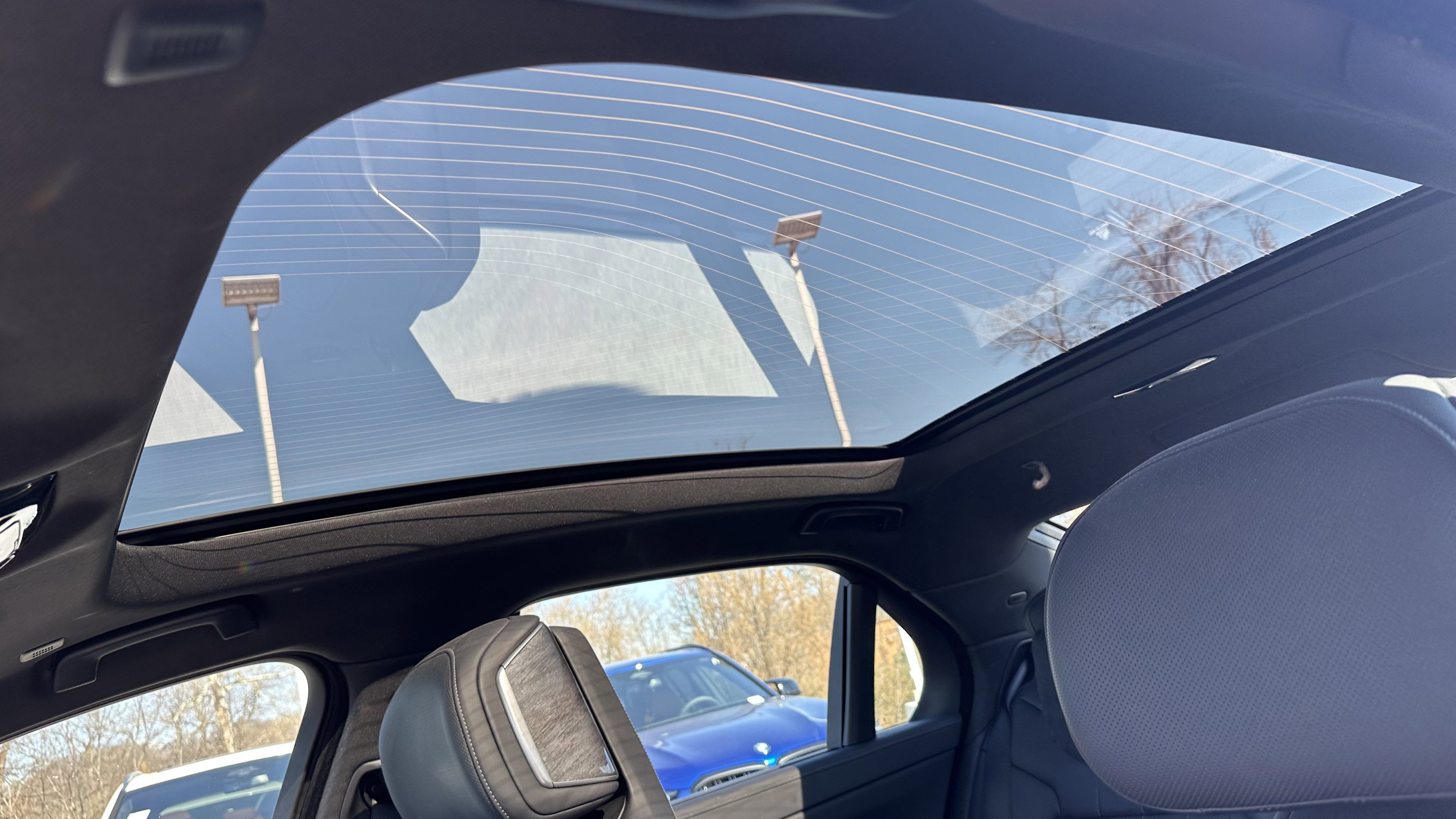 Used 2024 BMW i7 xDrive60 image 29