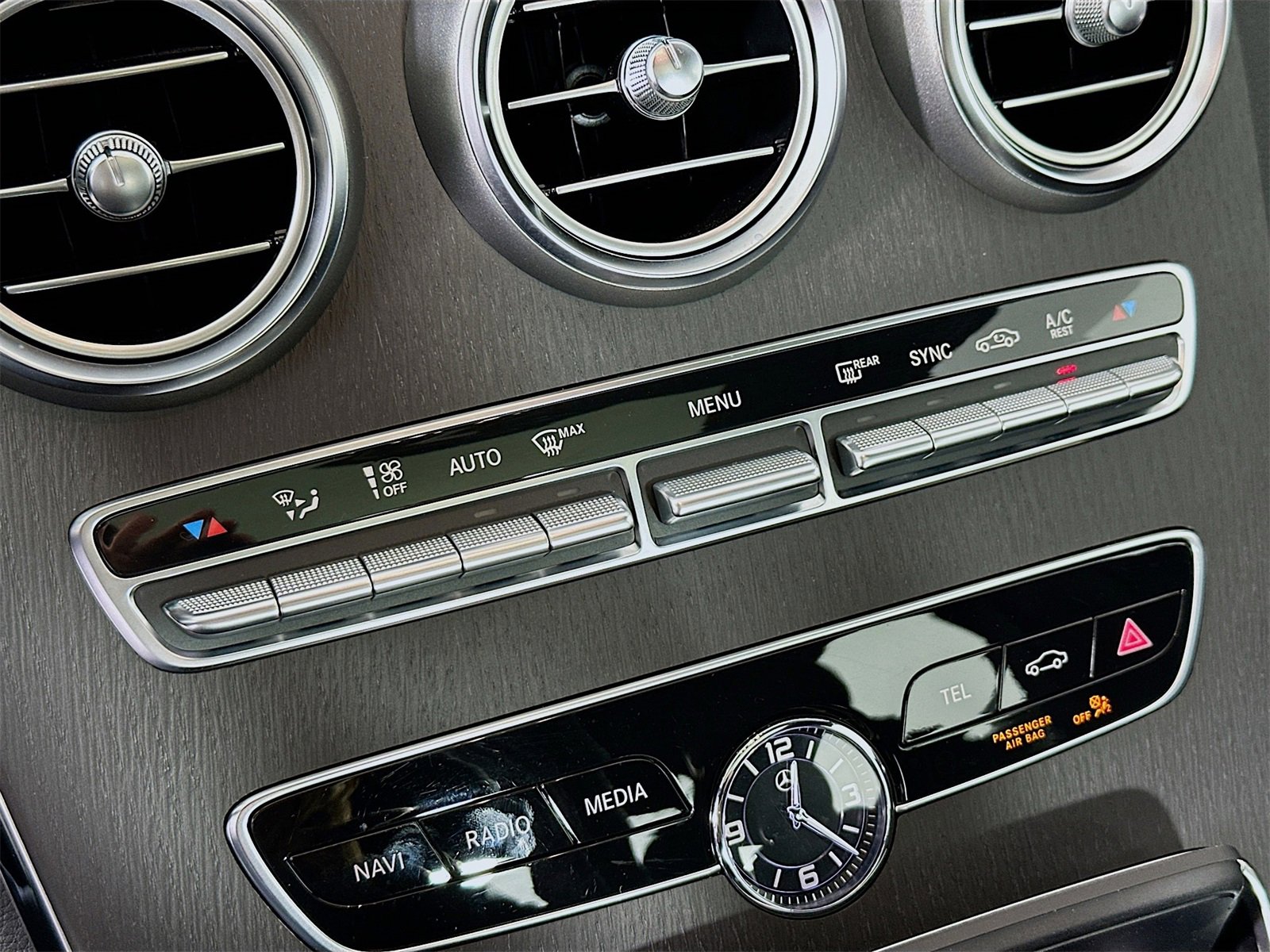 Used 2020 Mercedes-Benz C 300 4MATIC Sedan image 15