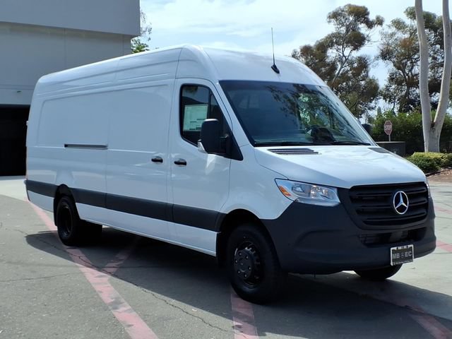 New 2026 Mercedes-Benz Sprinter 3500 image 18