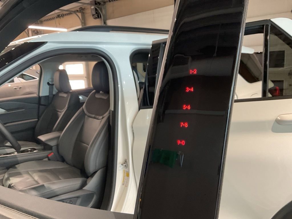 New 2026 Ford Explorer Active w/ Active Comfort Package image 8