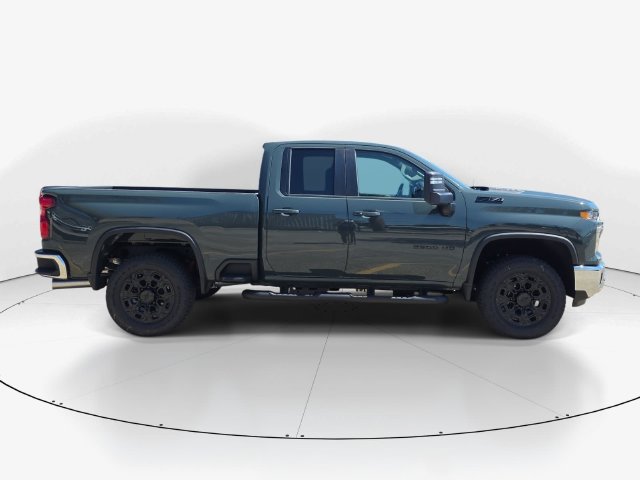 New 2026 Chevrolet Silverado 2500 LT w/ Convenience Package AWD/4WD image 2