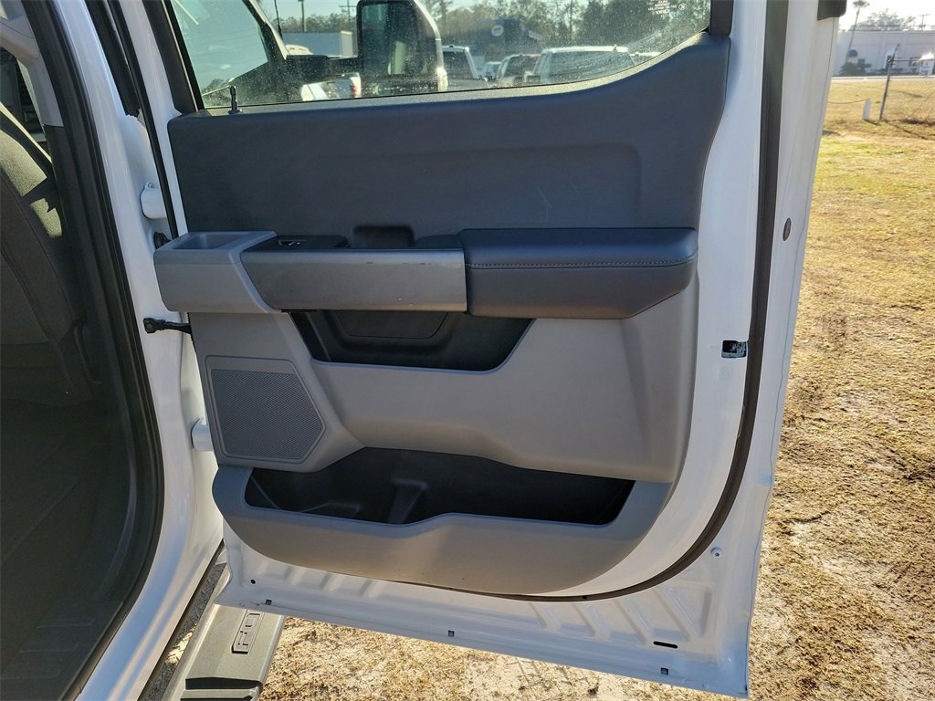 Used 2024 Ford F350 XLT image 30