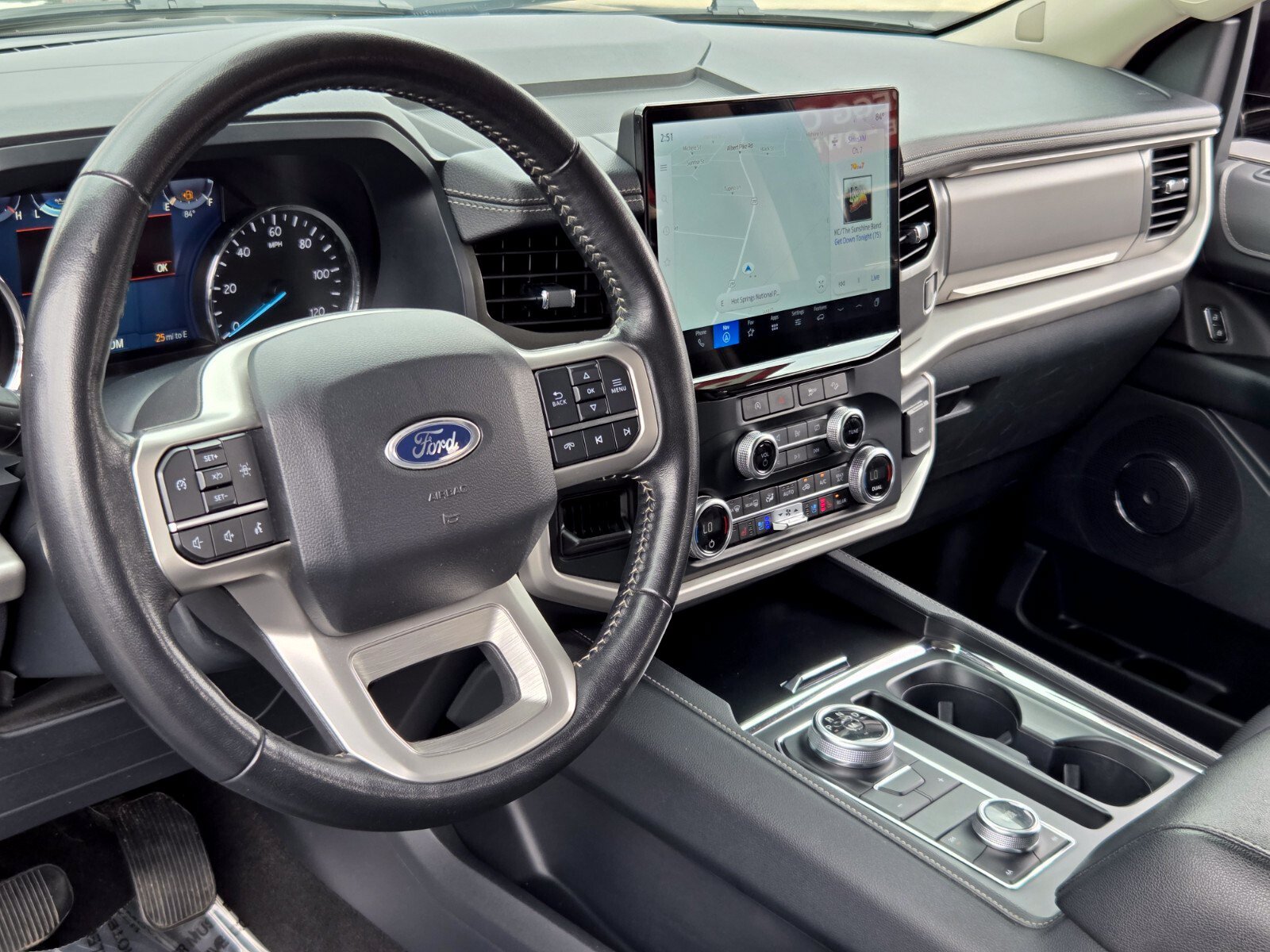 Used 2024 Ford Expedition Max XLT AWD/4WD image 8