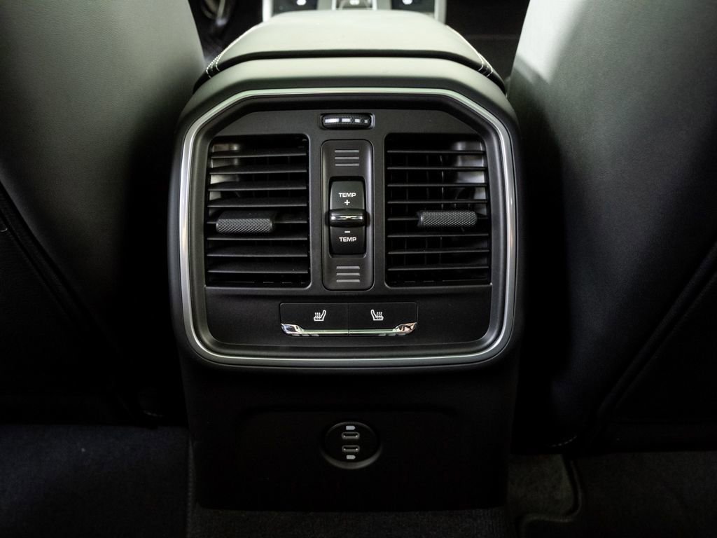 New 2026 Porsche Macan S image 21