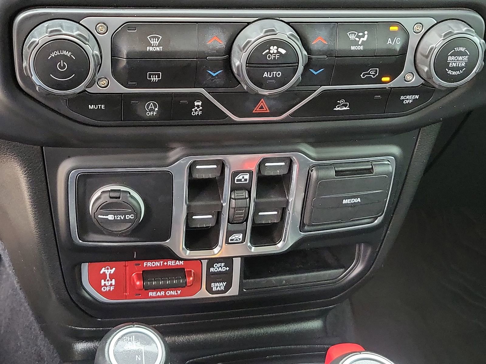 Used 2022 Jeep Gladiator Rubicon w/ Trailer Tow Package image 35