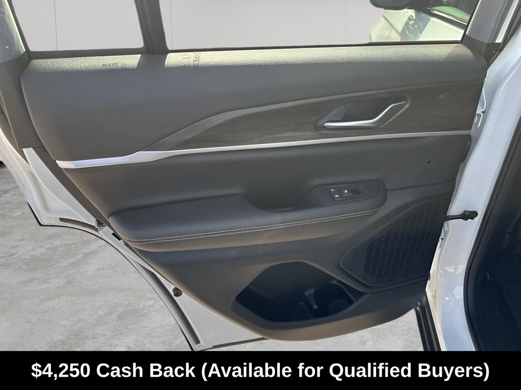 New 2025 Jeep Grand Cherokee Limited AWD/4WD image 17