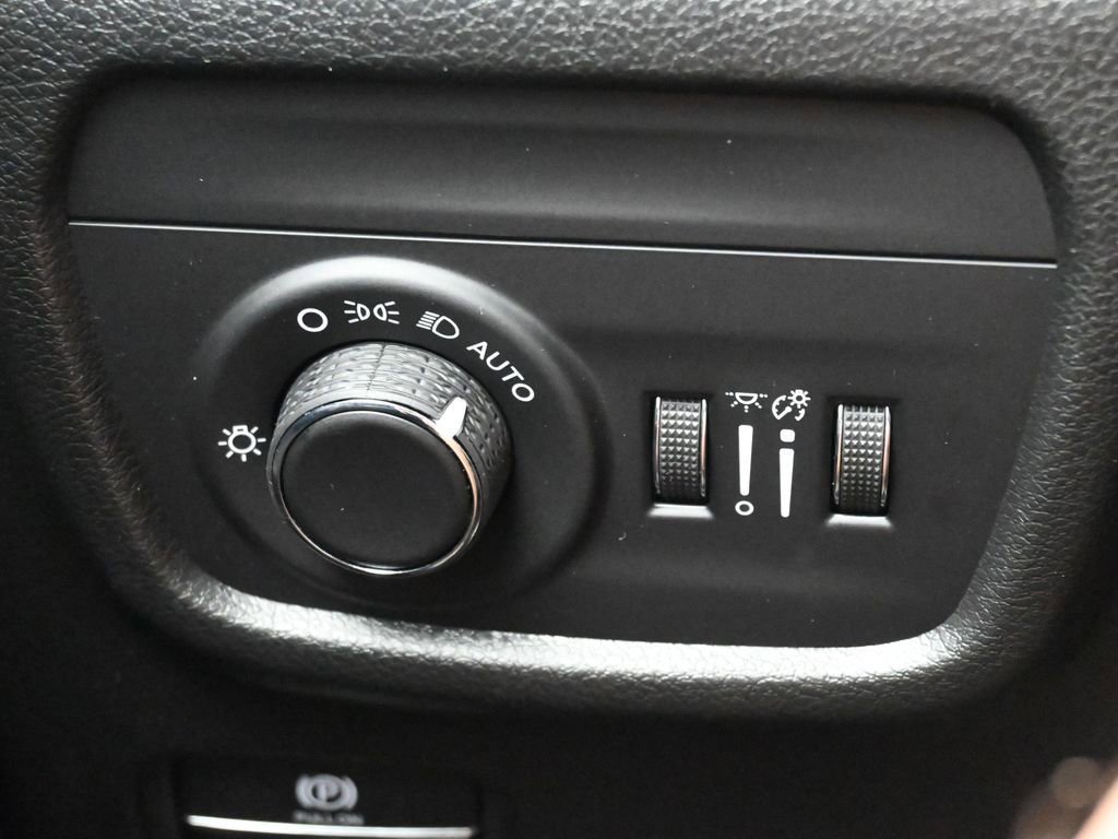 New 2026 Jeep Grand Cherokee L Laredo AWD/4WD image 22